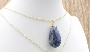screenshot_2025-01-22_at_17-22-15_pendentif_goutte_sautoir_-_pierres__mineraux_bracelets_et_pendentifs_-_la_boutique_du_guerisseur